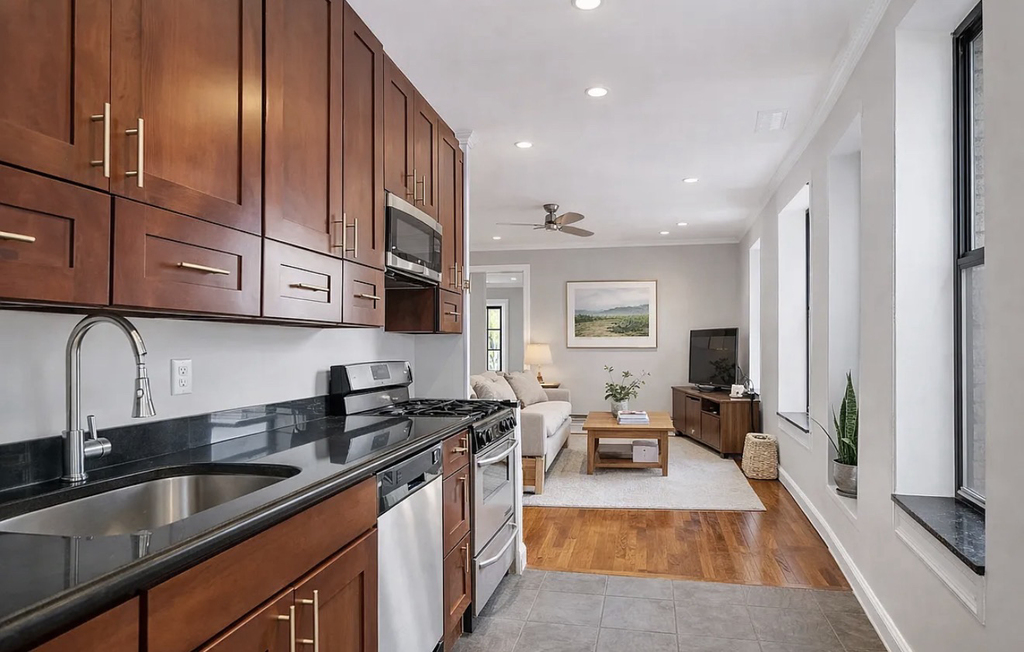 338 East 100th Street - Photo 0