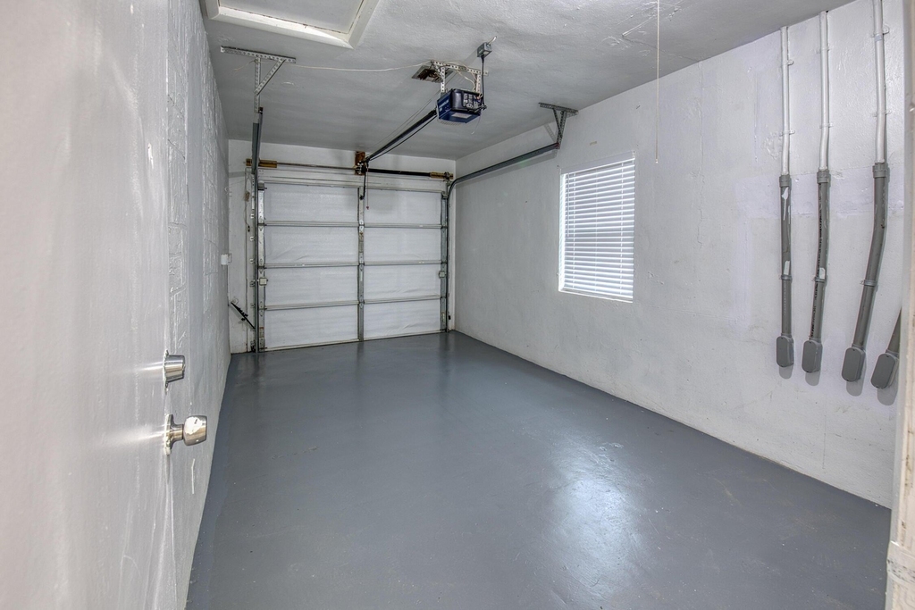301 N Federal - Photo 5