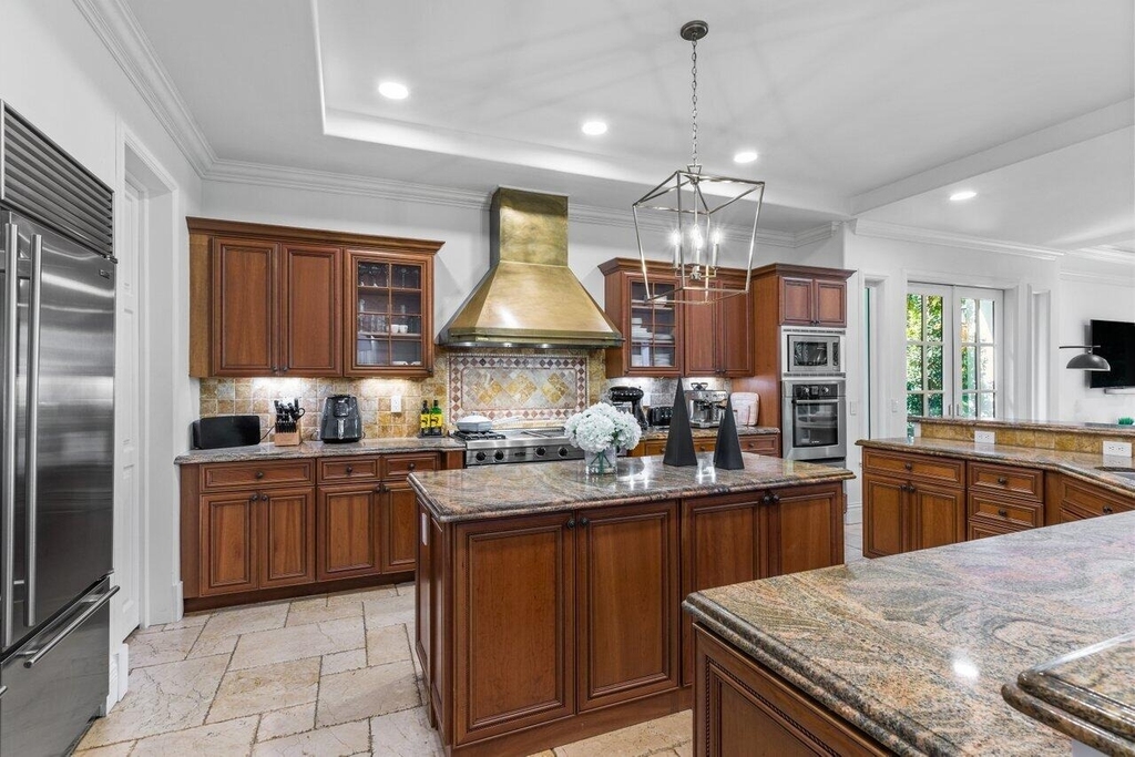 350 E Ocean Avenue - Photo 13