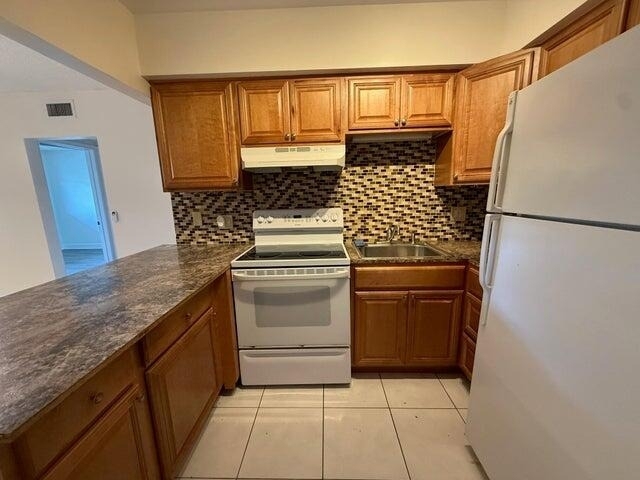 3850 Ne 21st Way - Photo 17