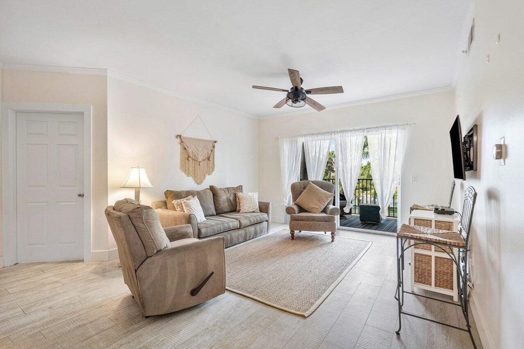 1302 Tuscany Way - Photo 14