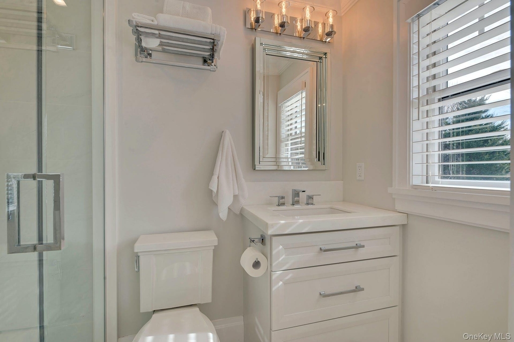 165 Marine Place - Photo 15