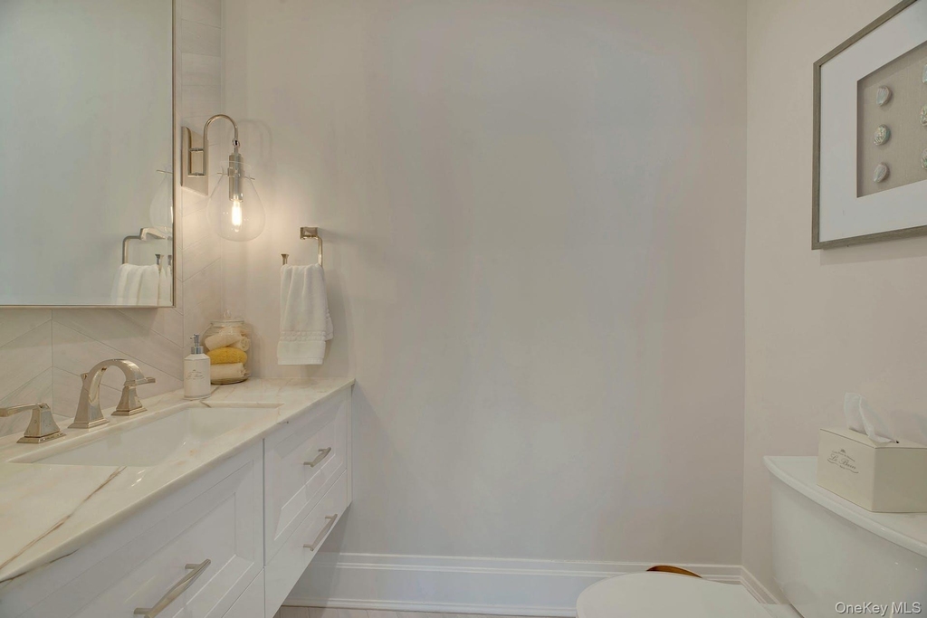 165 Marine Place - Photo 11