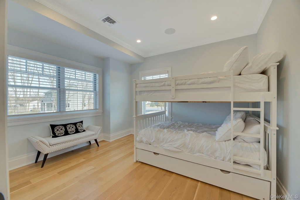 165 Marine Place - Photo 19