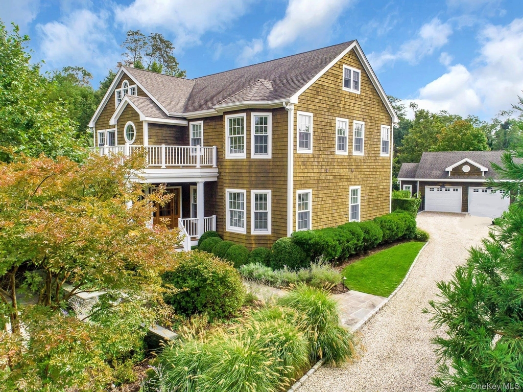 590 Soundview Av Ext - Photo 2