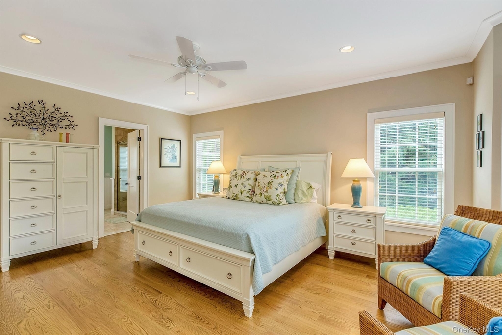 590 Soundview Av Ext - Photo 11