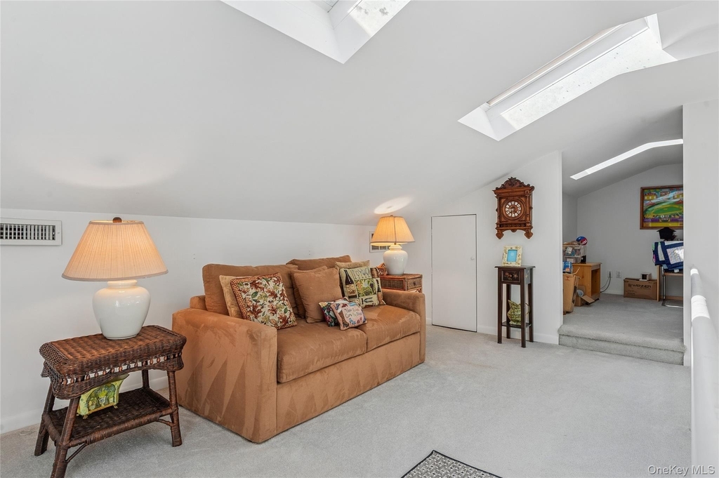 35 Halsey Road - Photo 2