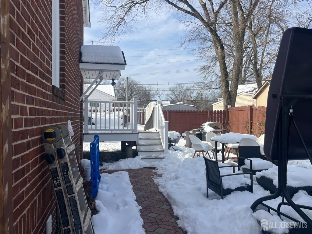 7 Bound Brook Avenue - Photo 10