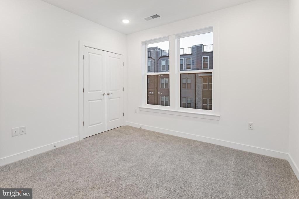 21950 Garganey Terrace - Photo 30