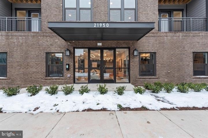 21950 Garganey Terrace - Photo 0