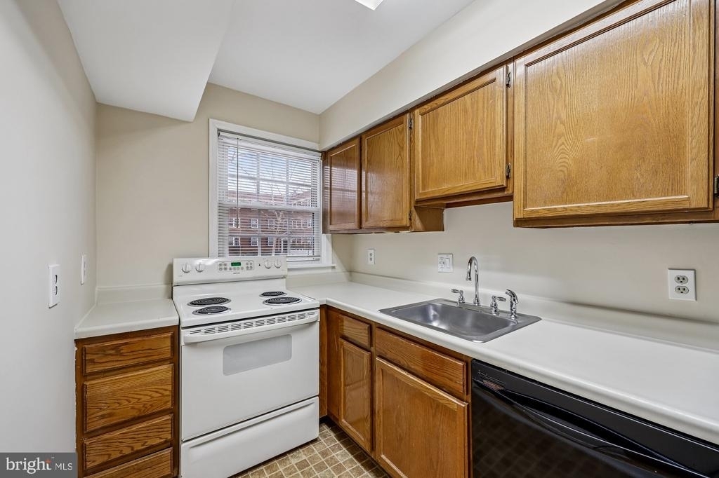 2912 13th Road S - Photo 9