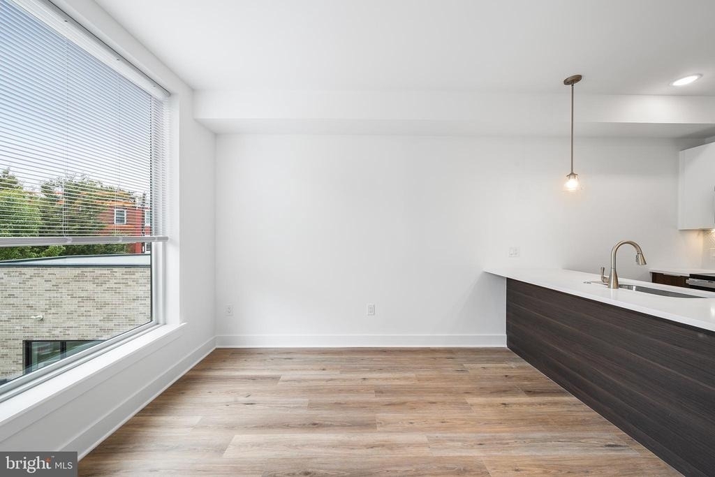 4324 Lancaster Avenue - Photo 9