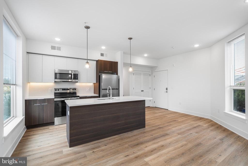 4324 Lancaster Avenue - Photo 3