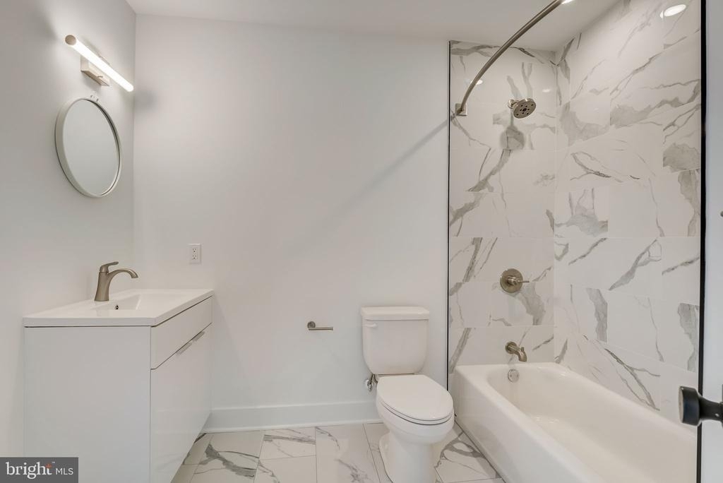 4200 Lancaster Avenue - Photo 13