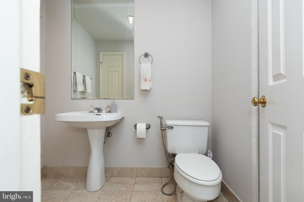 8809 Saunders Lane - Photo 72