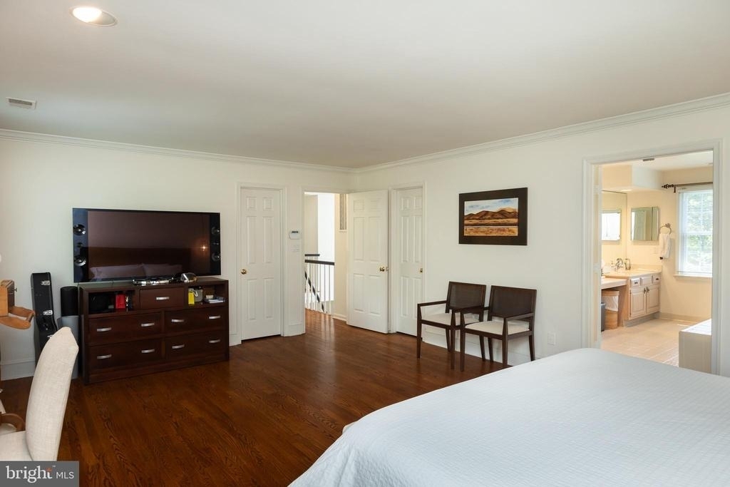 8809 Saunders Lane - Photo 67