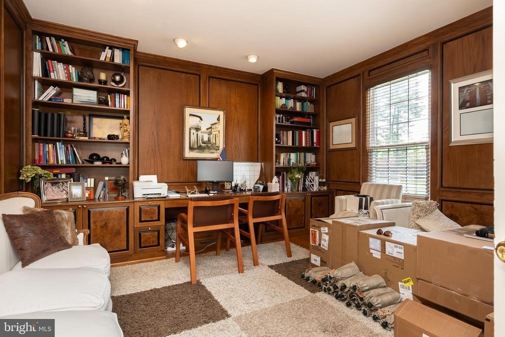 8809 Saunders Lane - Photo 45