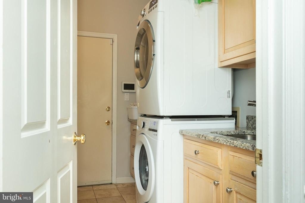 8809 Saunders Lane - Photo 42