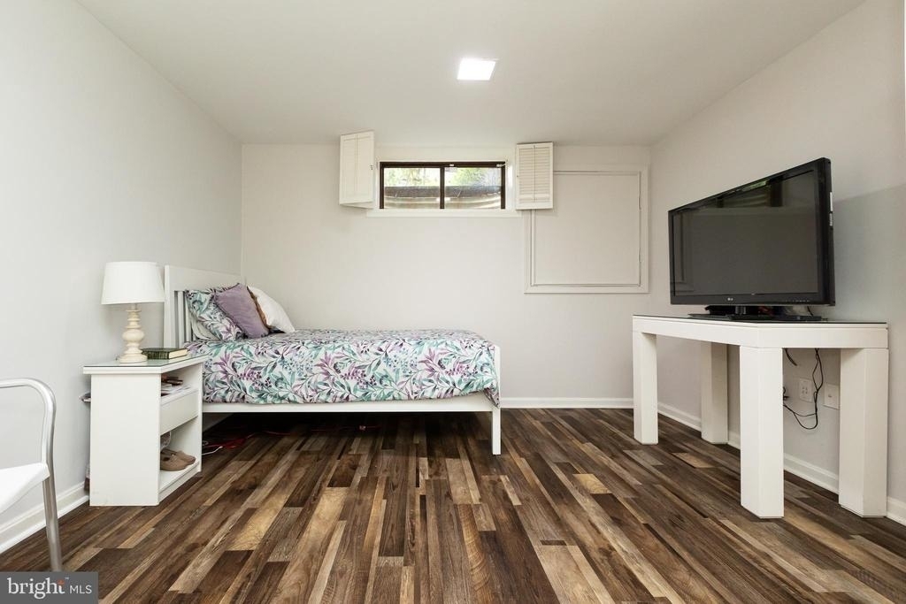 8809 Saunders Lane - Photo 79
