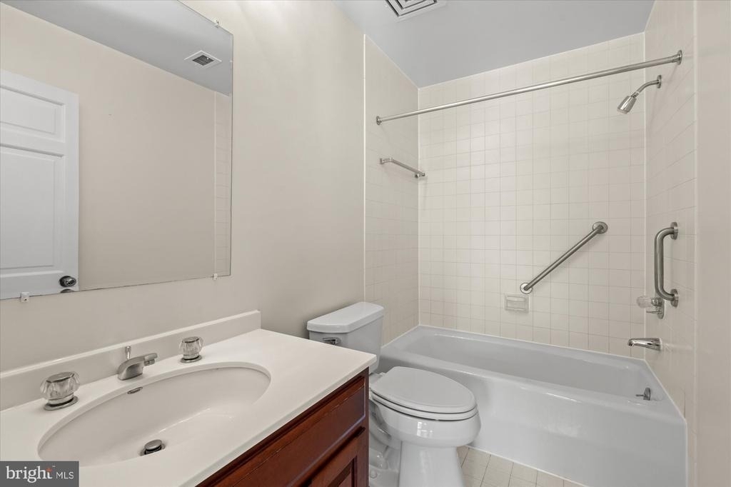 8101 Connecticut Avenue - Photo 27