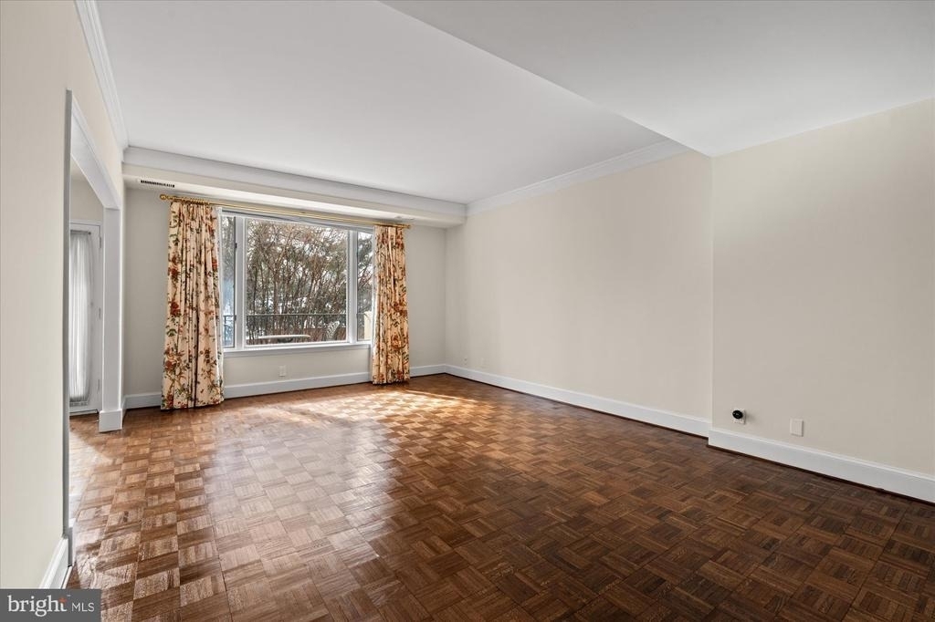8101 Connecticut Avenue - Photo 3