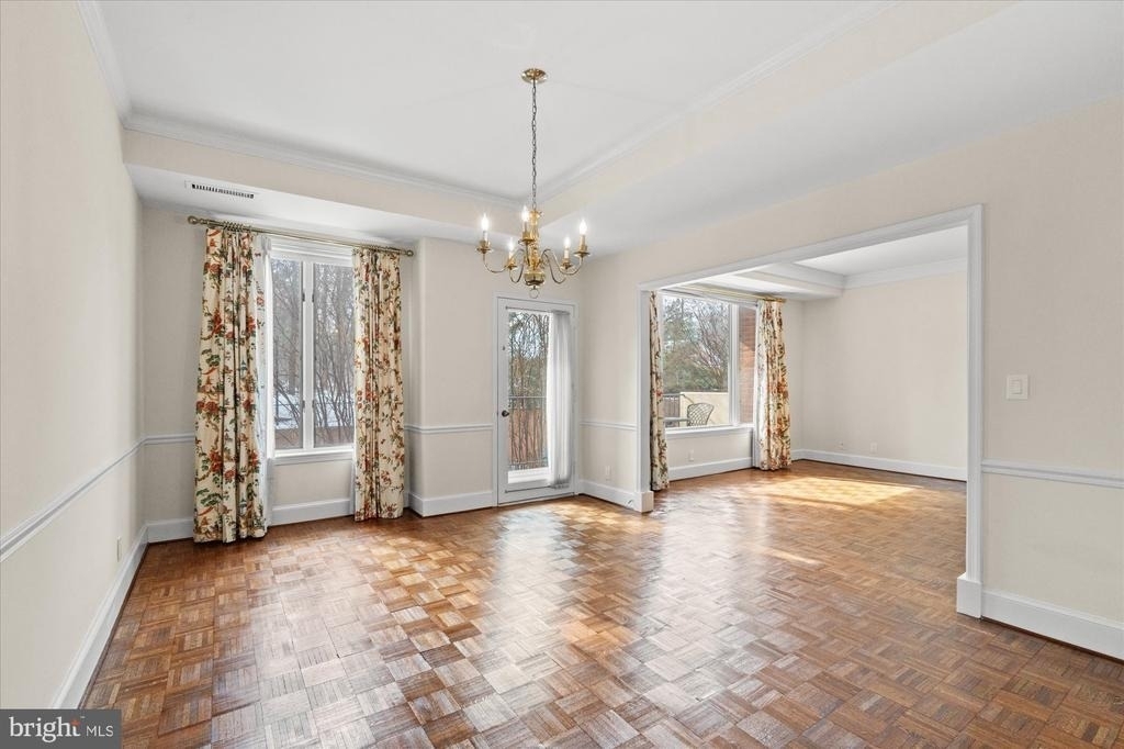8101 Connecticut Avenue - Photo 10
