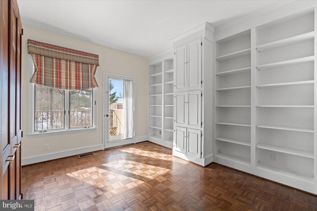 8101 Connecticut Avenue - Photo 28