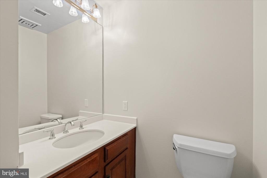 8101 Connecticut Avenue - Photo 18