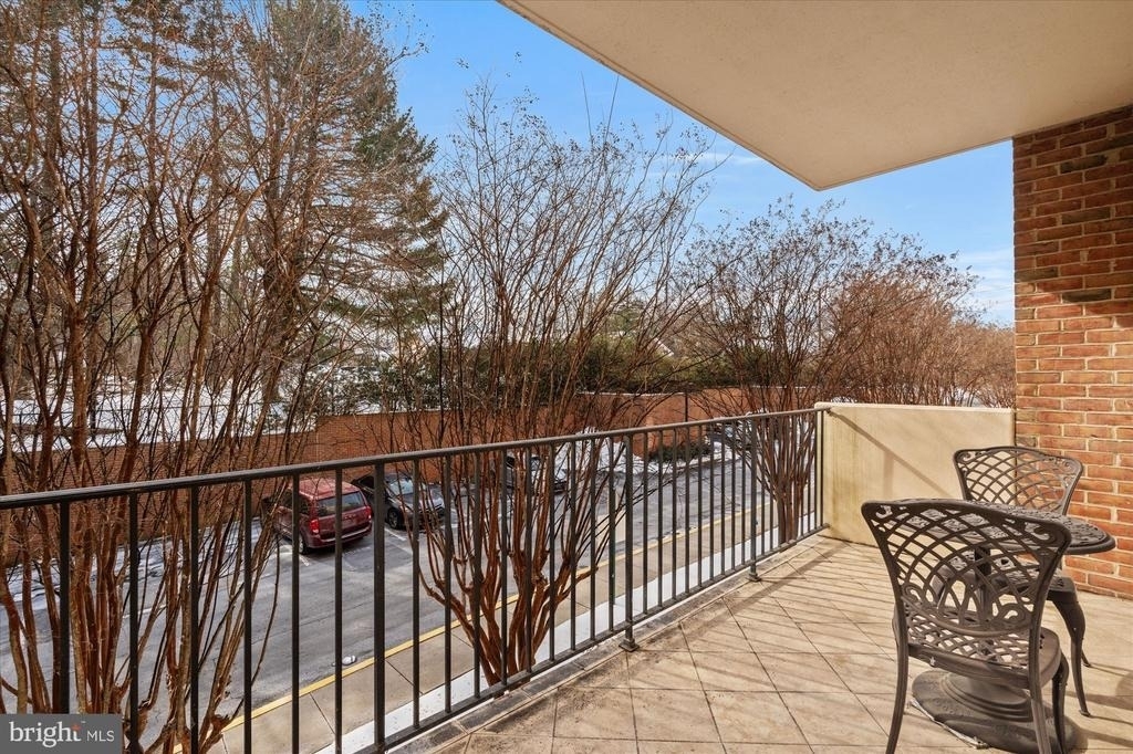 8101 Connecticut Avenue - Photo 17