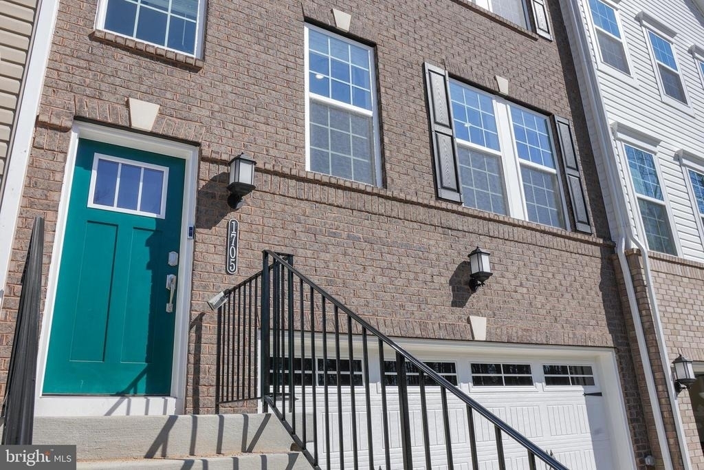 1705 Water Crossing Rd. - Photo 2