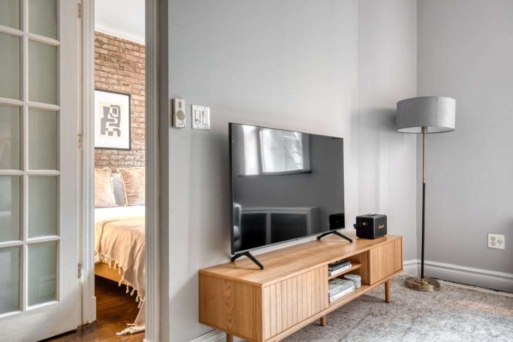 229 First Avenue, Unit 2b - Photo 3