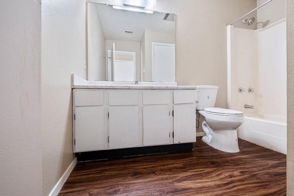 301 Craddock Ave - Photo 9