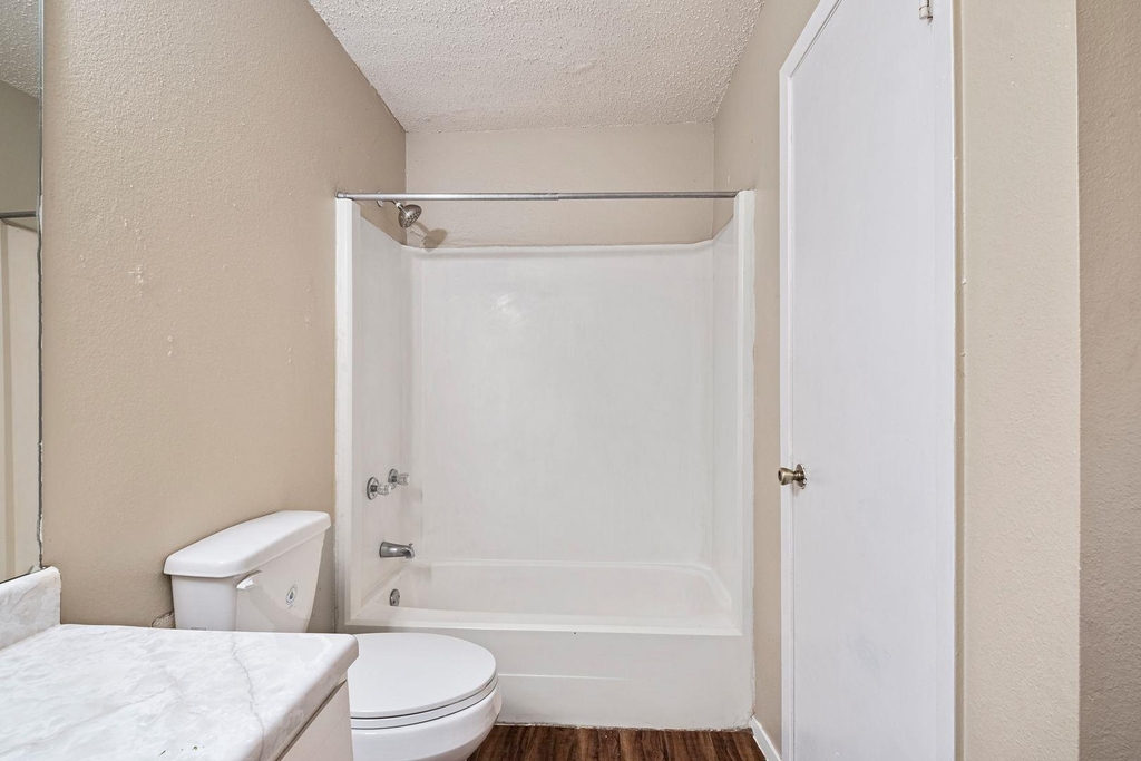 301 Craddock Ave - Photo 8