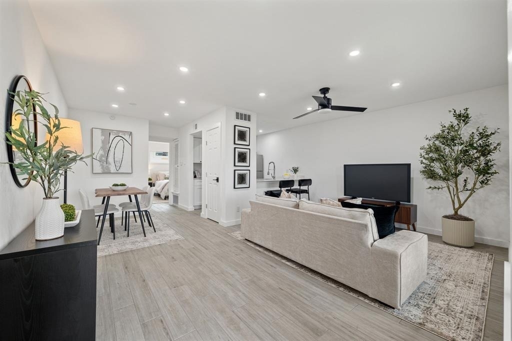 5911 Sheridan Ave Ln - Photo 2