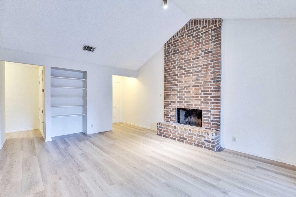 11900 Alpheus Ave - Photo 3