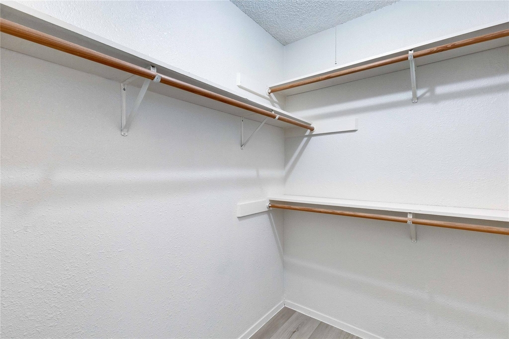 11900 Alpheus Ave - Photo 11