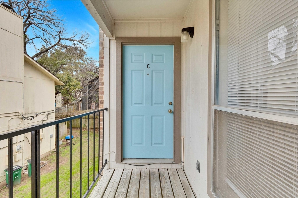 11900 Alpheus Ave - Photo 0