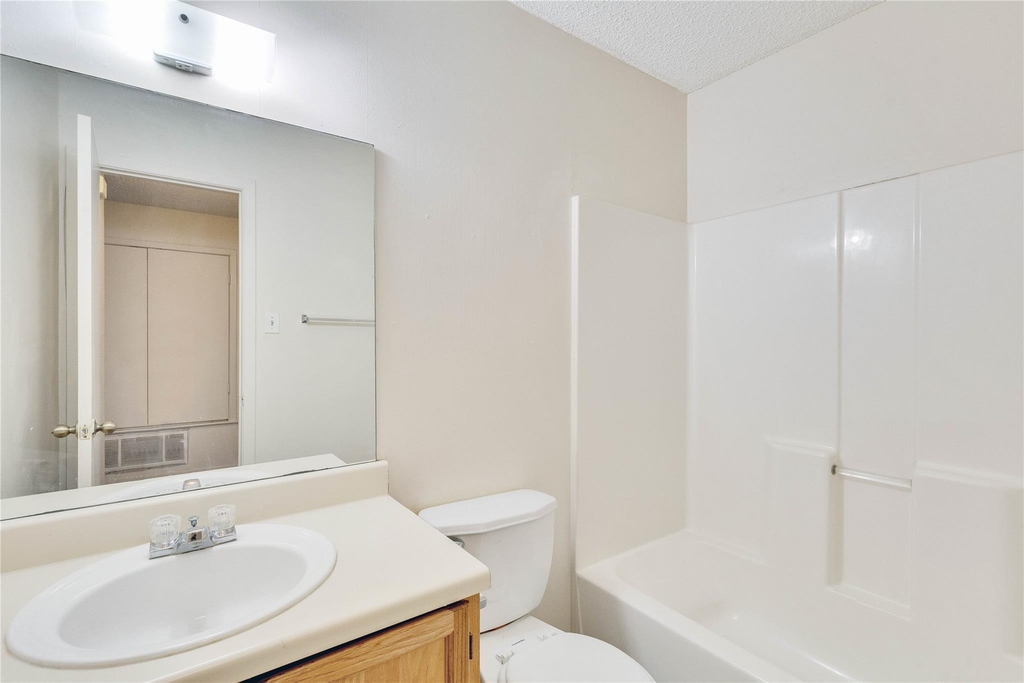 11900 Alpheus Ave - Photo 10
