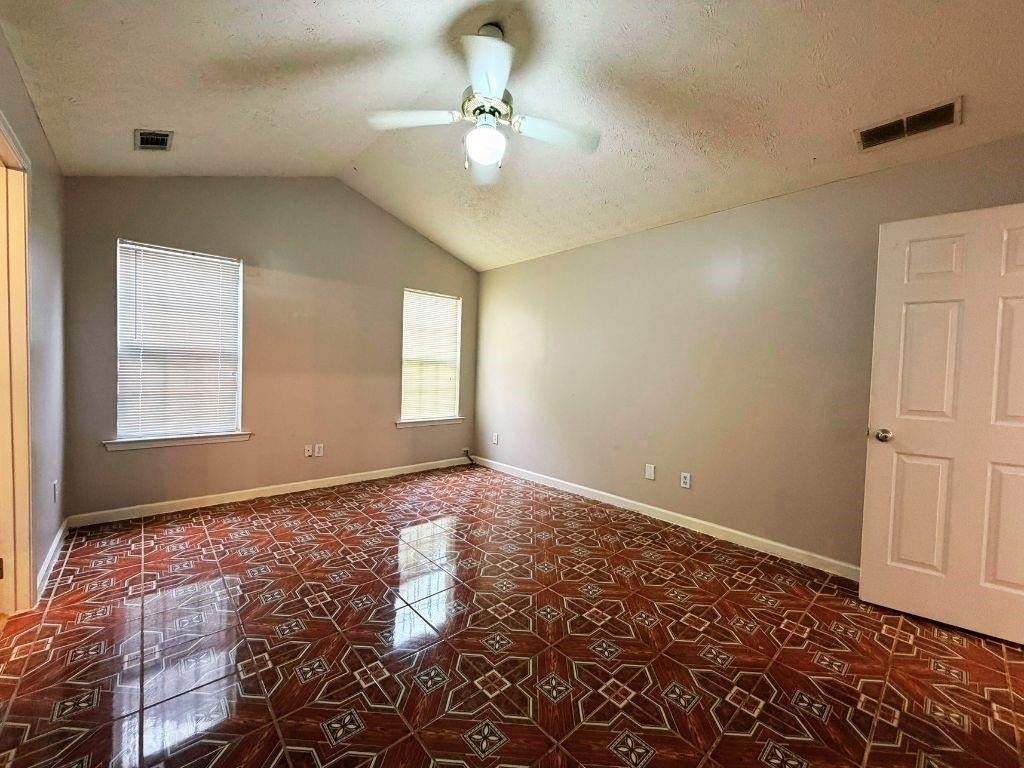 5410 Twin Lakes Drive - Photo 35