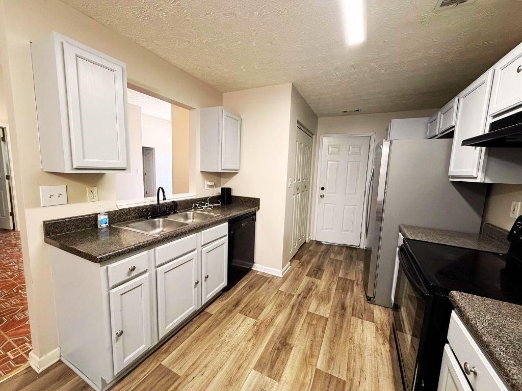 5410 Twin Lakes Drive - Photo 11