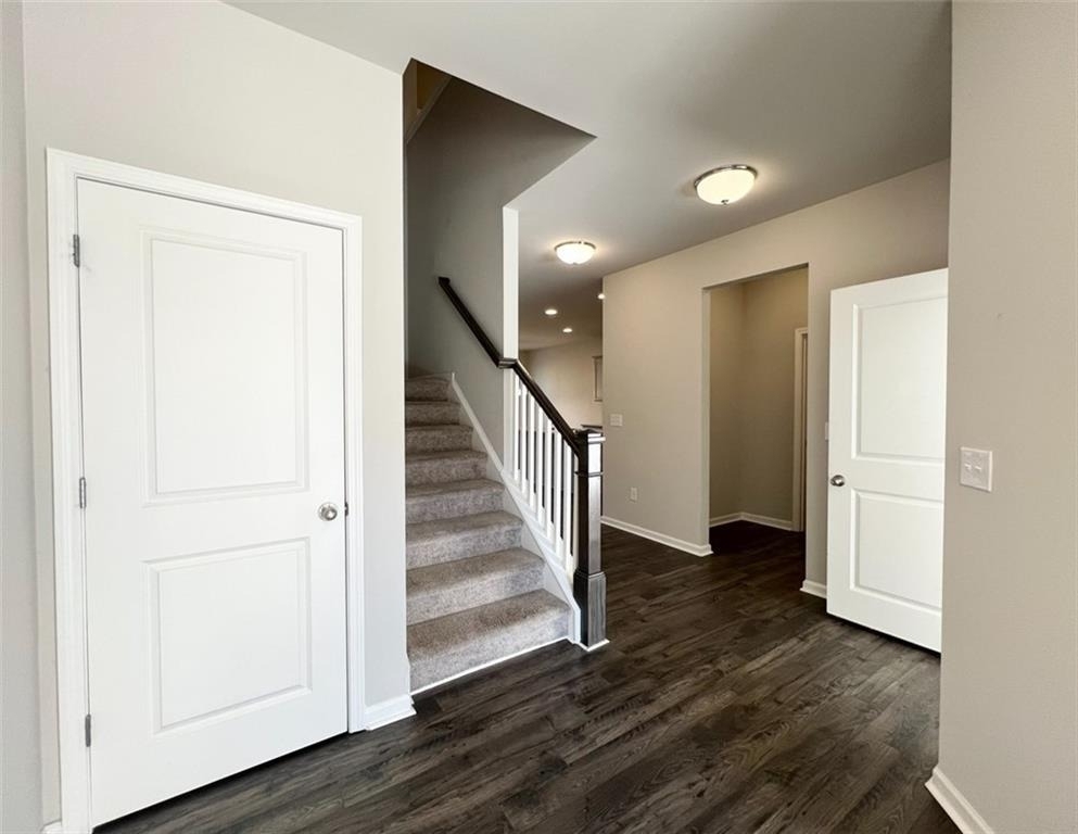 1865 Parkades Path Sw - Photo 2