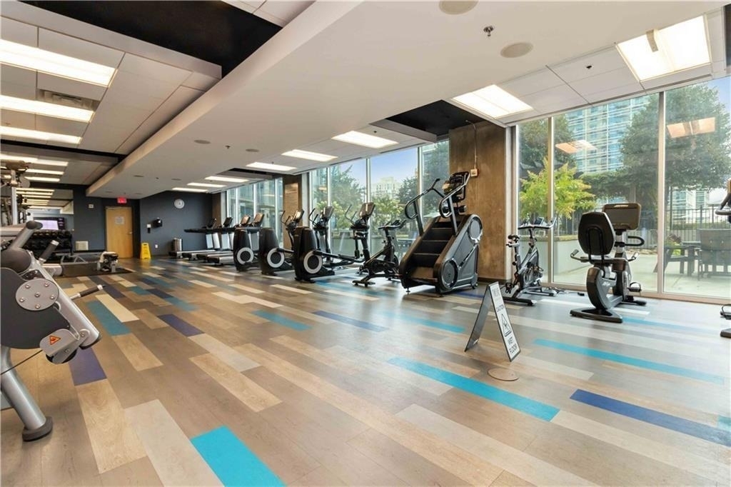 400 W Peachtree Street Nw - Photo 4