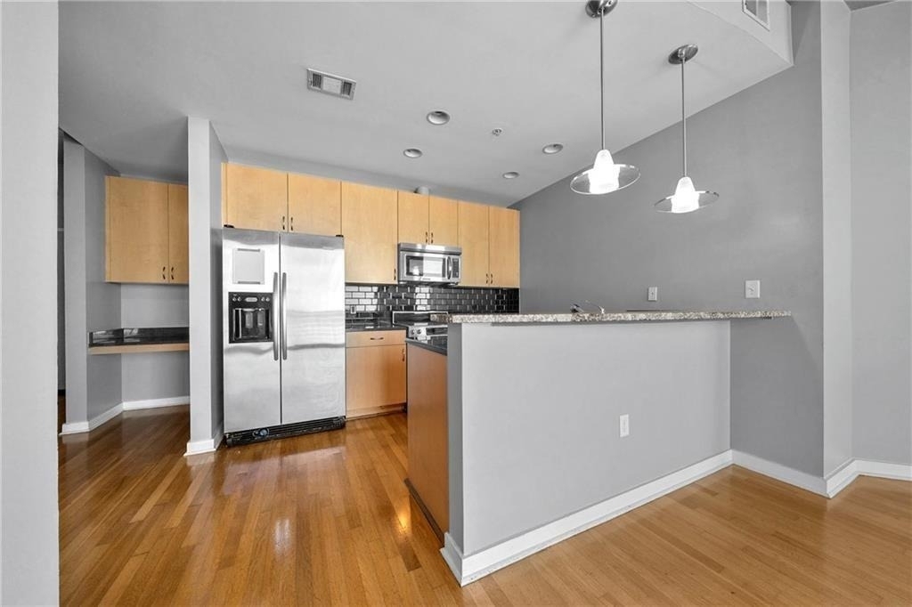 400 W Peachtree Street Nw - Photo 6