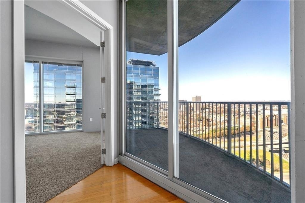 400 W Peachtree Street Nw - Photo 12