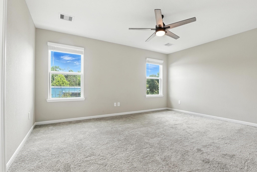 8618 Cedar Plains Lane - Photo 9