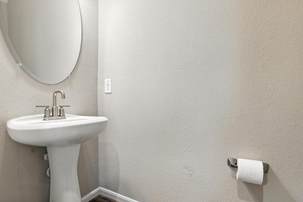 8618 Cedar Plains Lane - Photo 19