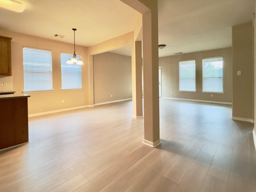 719 Pickett Hill Lane - Photo 8