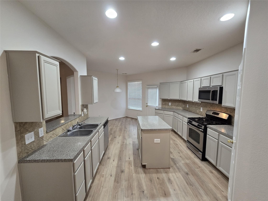 19427 Egret Wood Way - Photo 4