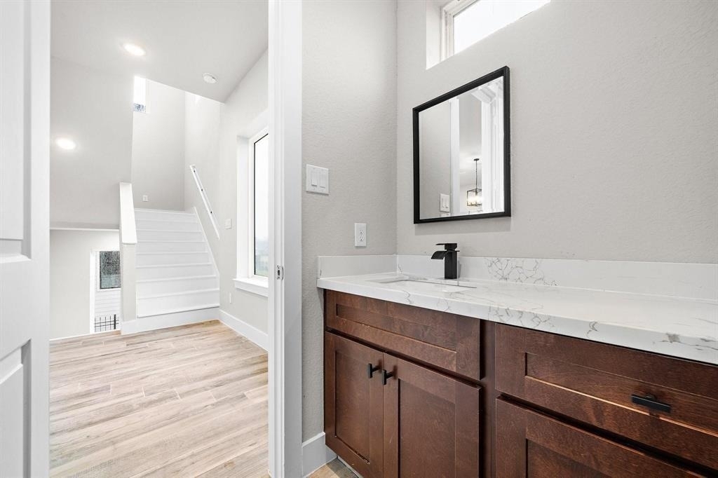228 W 28th Street - Photo 21