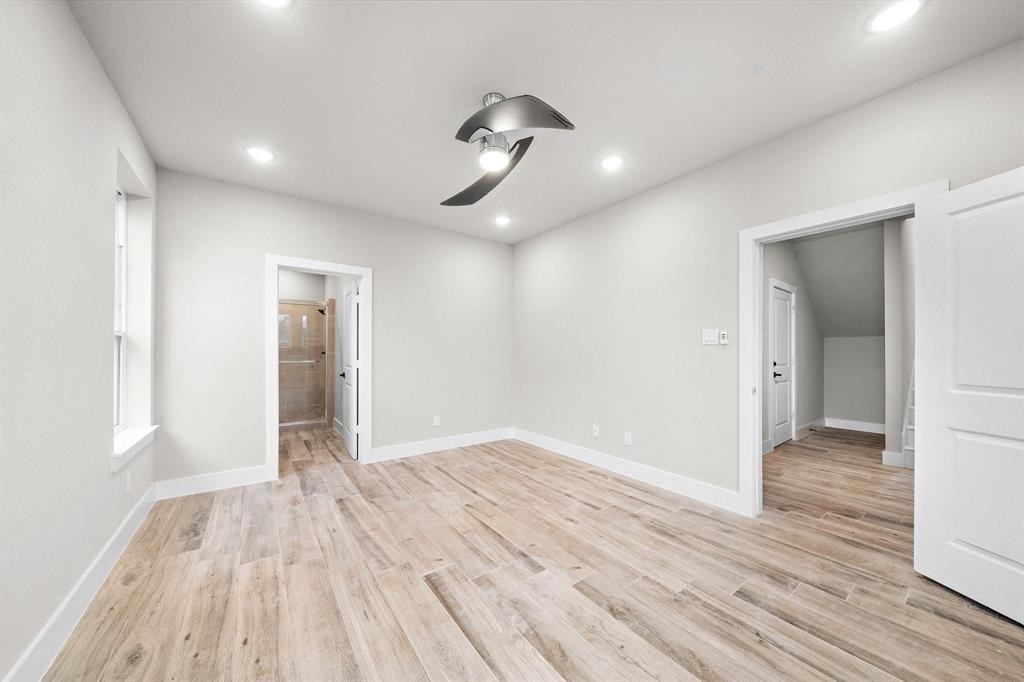 228 W 28th Street - Photo 6